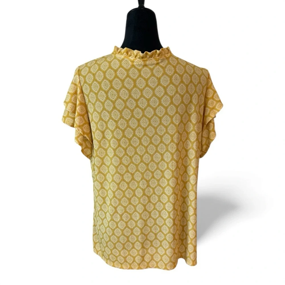 Elegant Yellow Patterned Blouse by‎ Cure size XL